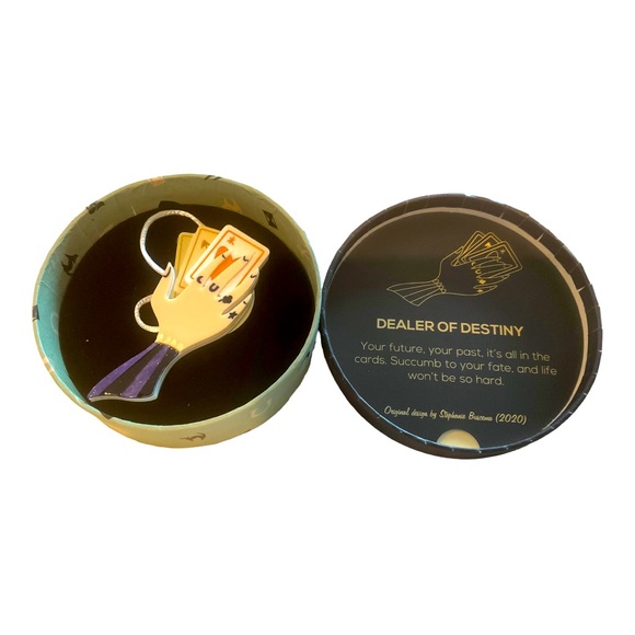 Erstwilder x Kitschy Witch Dealer of Destiny Brooch - Picture 5 of 7